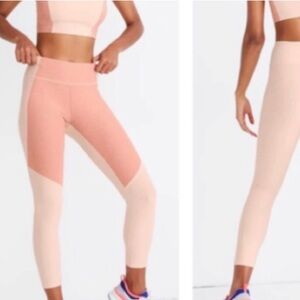 Outdoor Voices Dipped 7/8 Leggings – Size Small 🍑